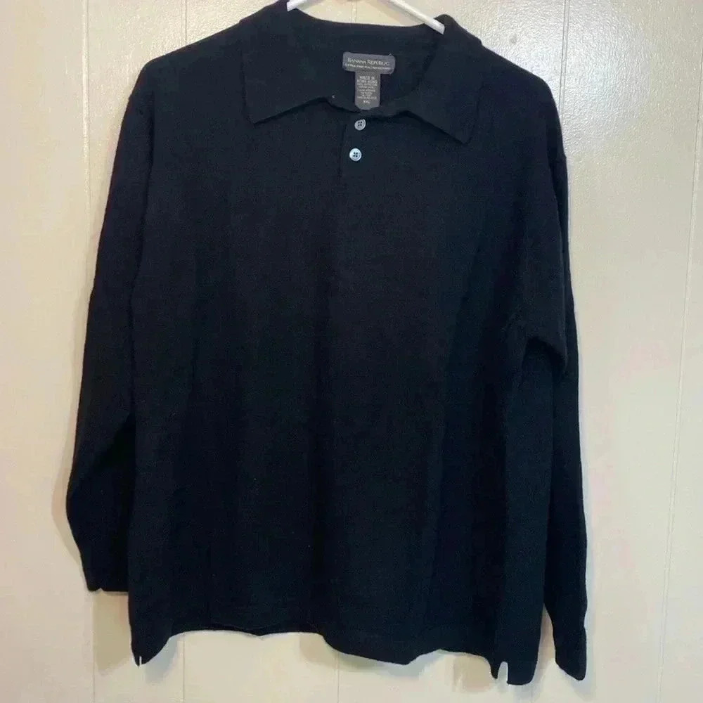 Banana Republic Mens Black XXL Extra Fine Italian Merino Wool 3 Button Sweater.